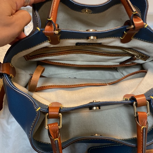 Original Dooney & Bourke Purse & Wallet - Picture 3 of 4